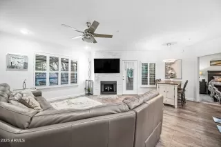 Photo #5: 6956397 Listing 