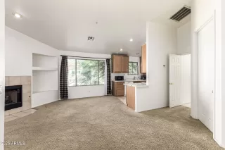 Photo #2: 6956456 Listing