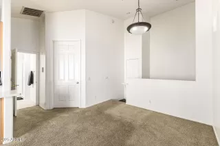 Photo #3: 6956456 Listing