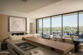 Photo #5: 6956483 Listing