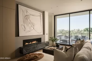 Photo #6: 6956483 Listing