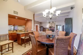 Photo #5: 6956571 Listing