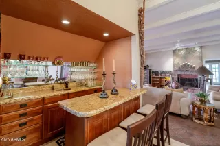 Photo #6: 6956571 Listing