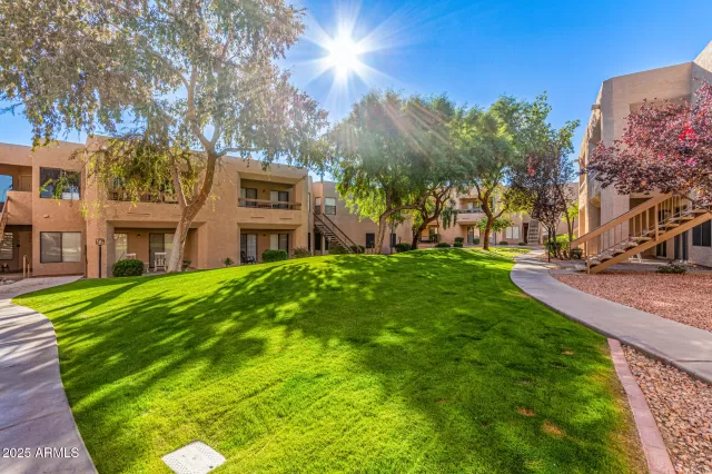 MLS: 6956689 Condo For Sale