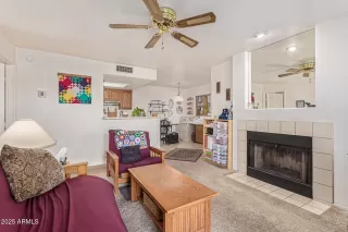 Photo #6: 6956689 Listing