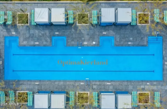 MLS: 6956714 Condo For Sale