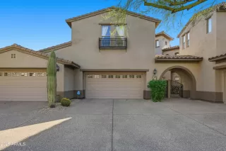 Photo #3: 6956806 Listing