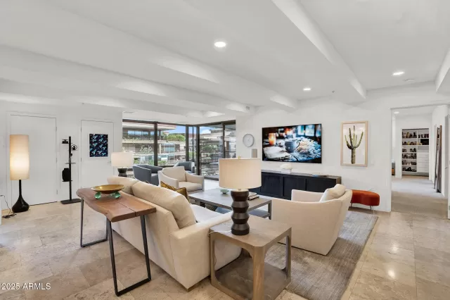 MLS: 6956830 Condo For Sale