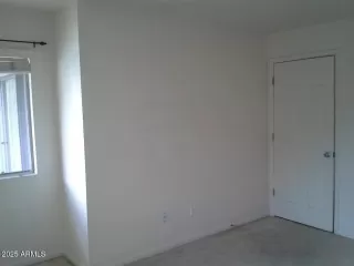 Photo #3: 6956849 Listing