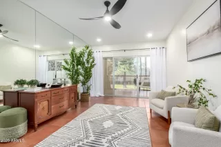 Photo #2: 6956902 Listing