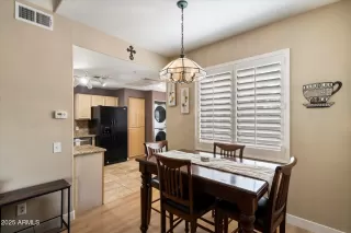 Photo #6: 6956918 Listing 