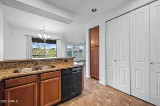 Photo #6: 6957050 Listing