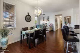 Photo #2: 6957196 Listing