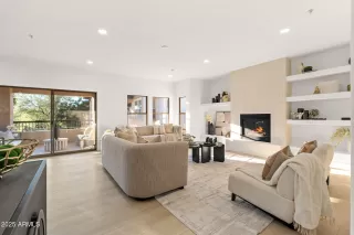 Photo #2: 6957233 Listing