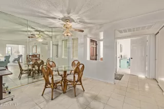 Photo #6: 6957268 Listing 