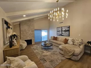 Photo #1: 6957306 Listing