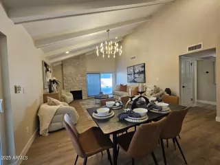 Photo #6: 6957306 Listing