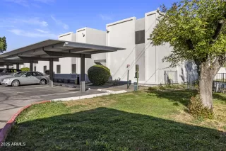 Photo #2: 6957446 Listing