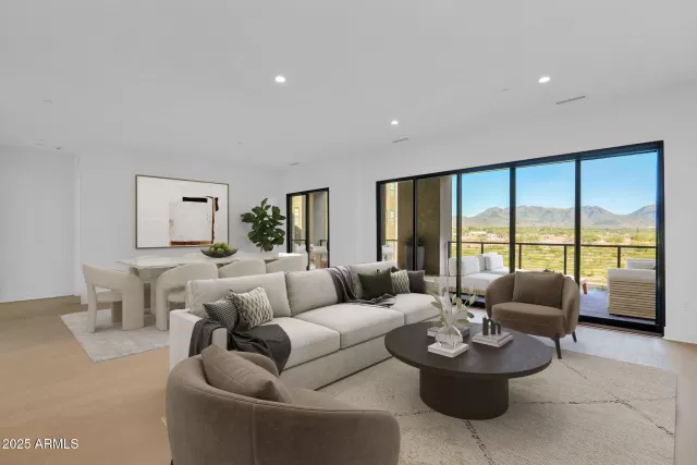 MLS: 6957596 Condo For Sale