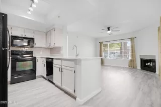 Photo #2: 6957626 Listing