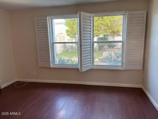 Photo #2: 6957690 Listing