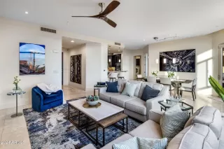 Photo #4: 6957859 Listing 