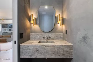 Photo #3: 6957862 Listing 