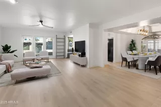 Photo #6: 6958115 Listing