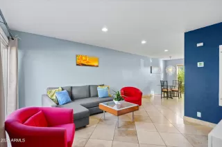 Photo #3: 6958175 Listing