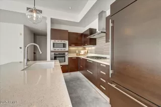 Photo #6: 6958352 Listing 