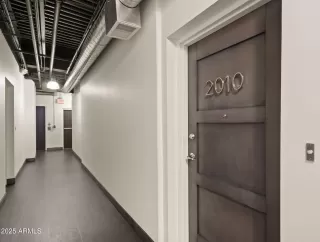 Photo #1: 6958372 Listing 