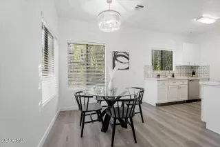 Photo #4: 6958528 Listing 