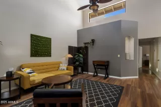 Photo #4: 6958655 Listing 