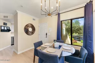 Photo #4: 6958657 Listing