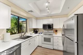 Photo #5: 6958657 Listing