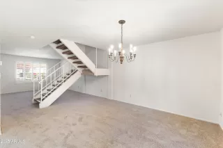 Photo #3: 6958720 Listing