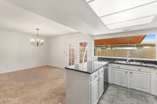 Photo #6: 6958720 Listing