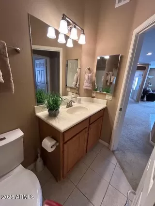 Photo #5: 6958797 Listing