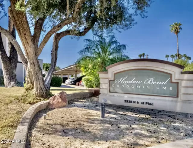 MLS: 6958834 Condo For Sale