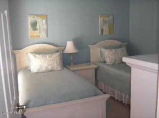 Photo #5: 6958897 Listing