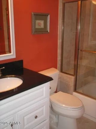 Photo #6: 6958897 Listing