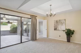 Photo #6: 6958933 Listing