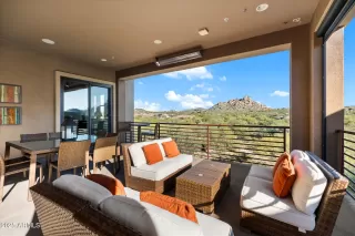 Photo #2: 6958947 Listing 