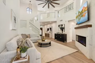 More Details about MLS # 6958996 : 7955 E CHAPARRAL ROAD 17#17