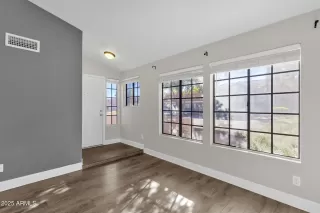 Photo #1: 6959075 Listing 