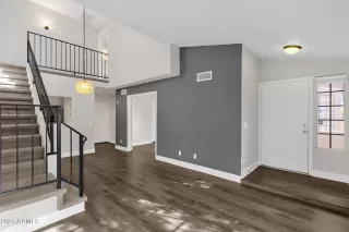 Photo #4: 6959075 Listing 