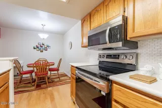 Photo #6: 6959295 Listing 