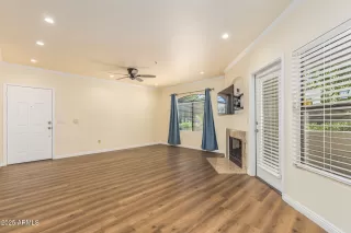 Photo #6: 6959566 Listing 