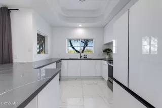 Photo #3: 6959576 Listing 