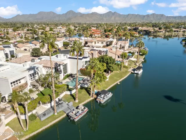 MLS: 6959633 Condo For Sale